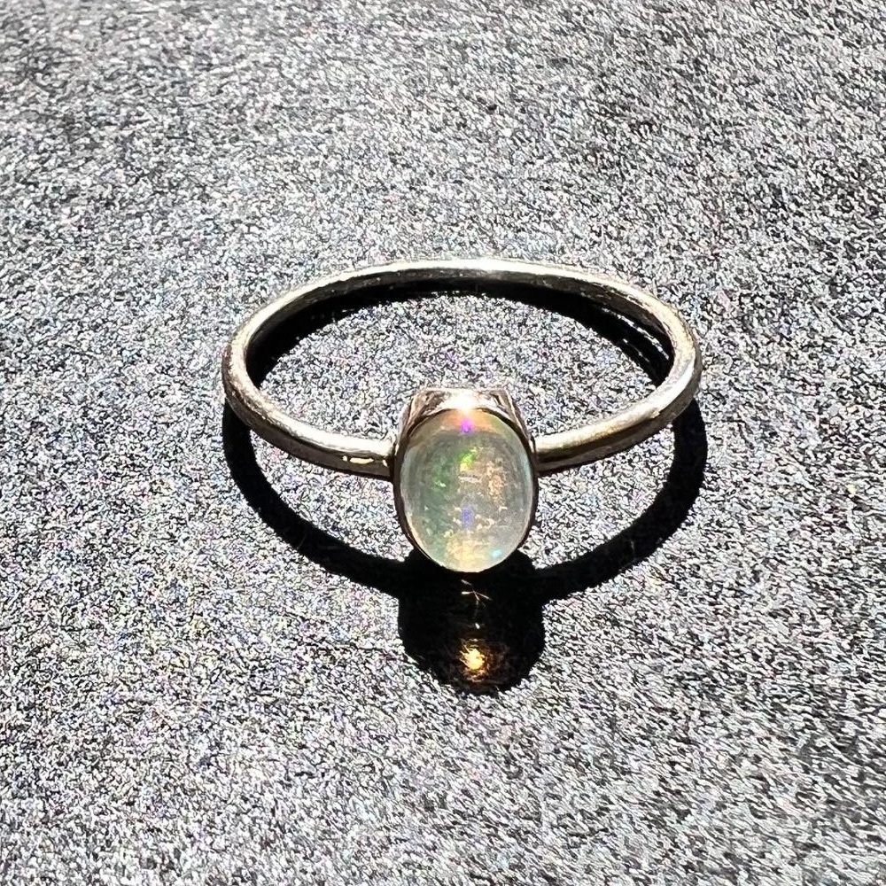 14k solid yellow gold Opal ring